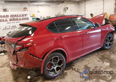 2022 Alfa Romeo Stelvio Veloce Ti Awd z USA, uszkodzony, nr VIN ZASPAKBN9N7D49406